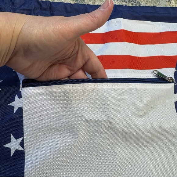 USA Patriotic American Flag Drawstring Bag -‎ Red, White, and Blue EUC - Picture 5 of 8